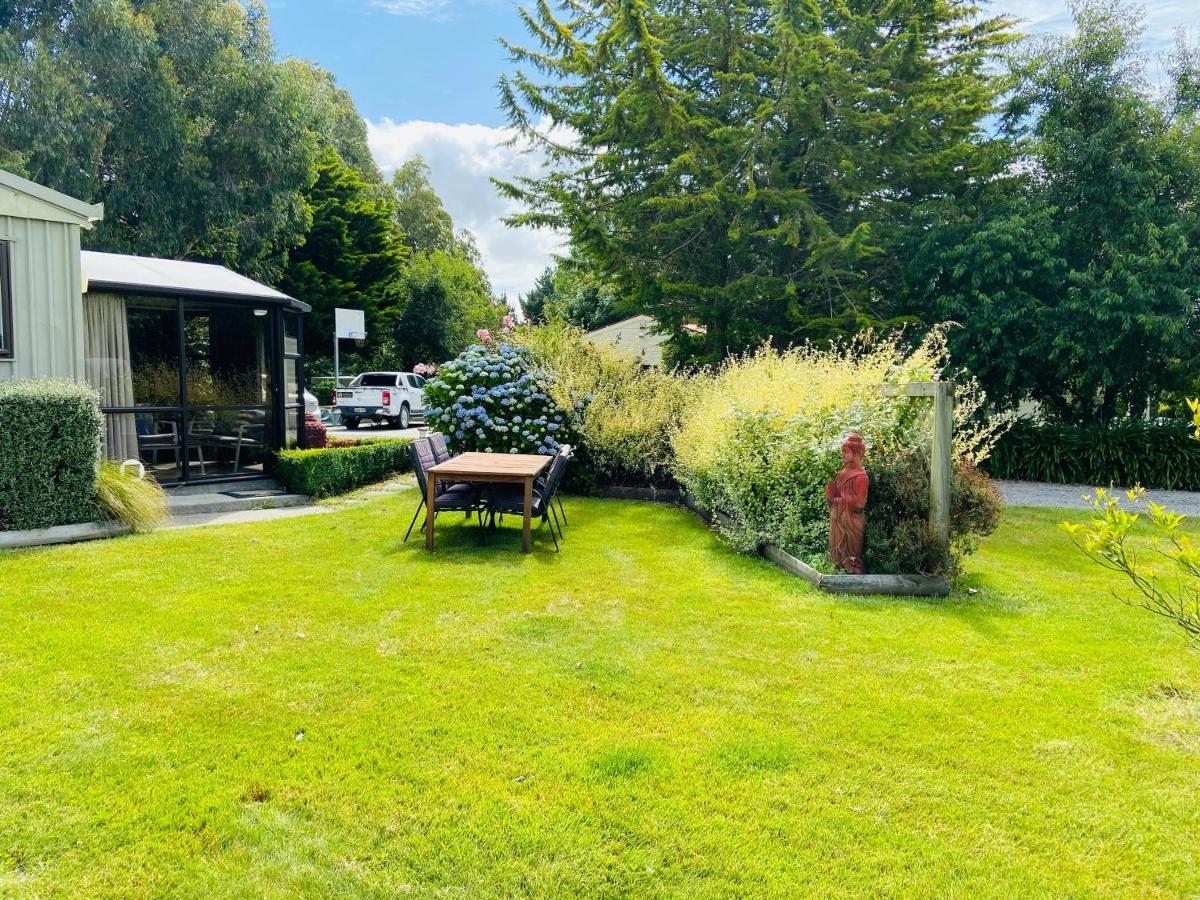 Apartamento Chateau Le Cross Martinborough Exterior foto