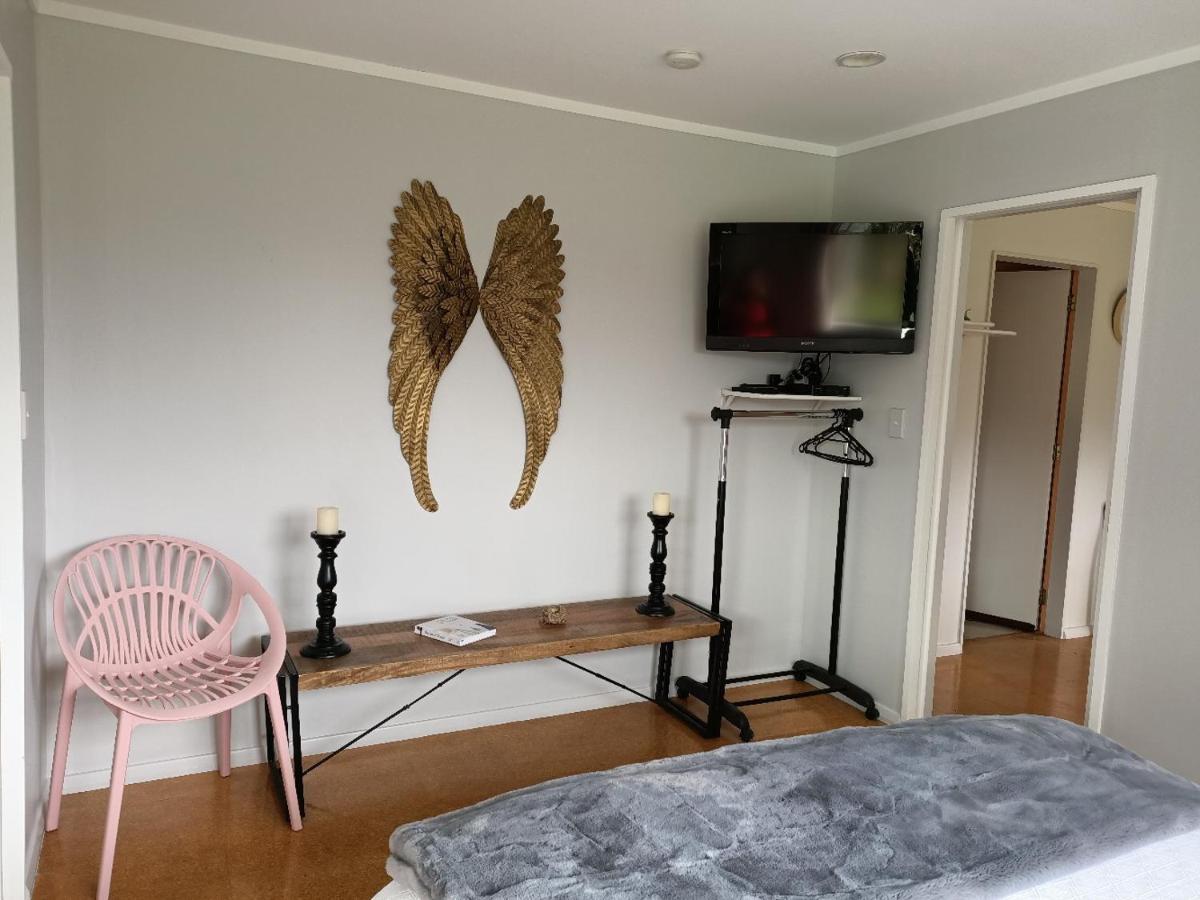 Apartamento Chateau Le Cross Martinborough Exterior foto