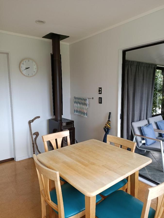 Apartamento Chateau Le Cross Martinborough Exterior foto